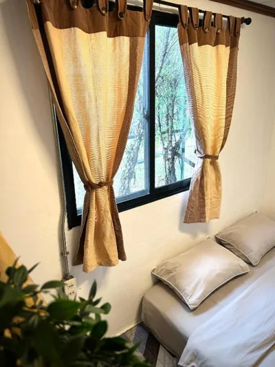 带共用浴室的标准双人间 — The Cosy Sunset Beach Resort